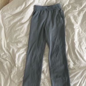 NWOT Lululemon softstreme wide leg pants